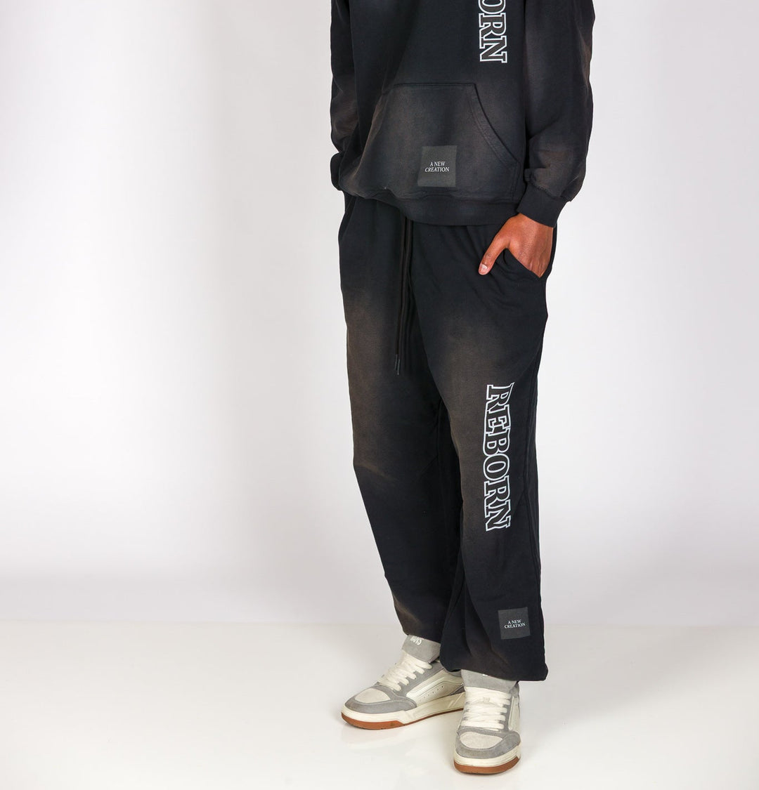 REBORN Sweatpants