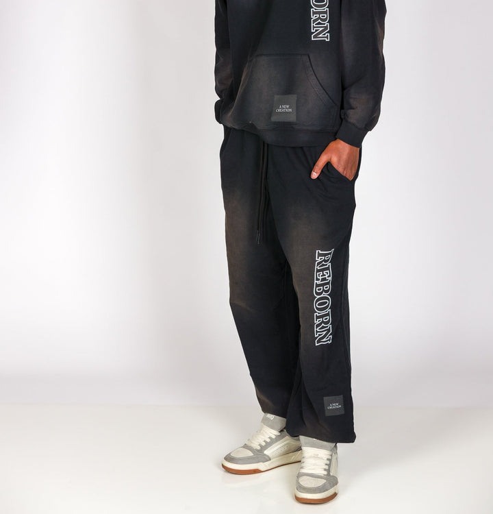REBORN Sweatpants