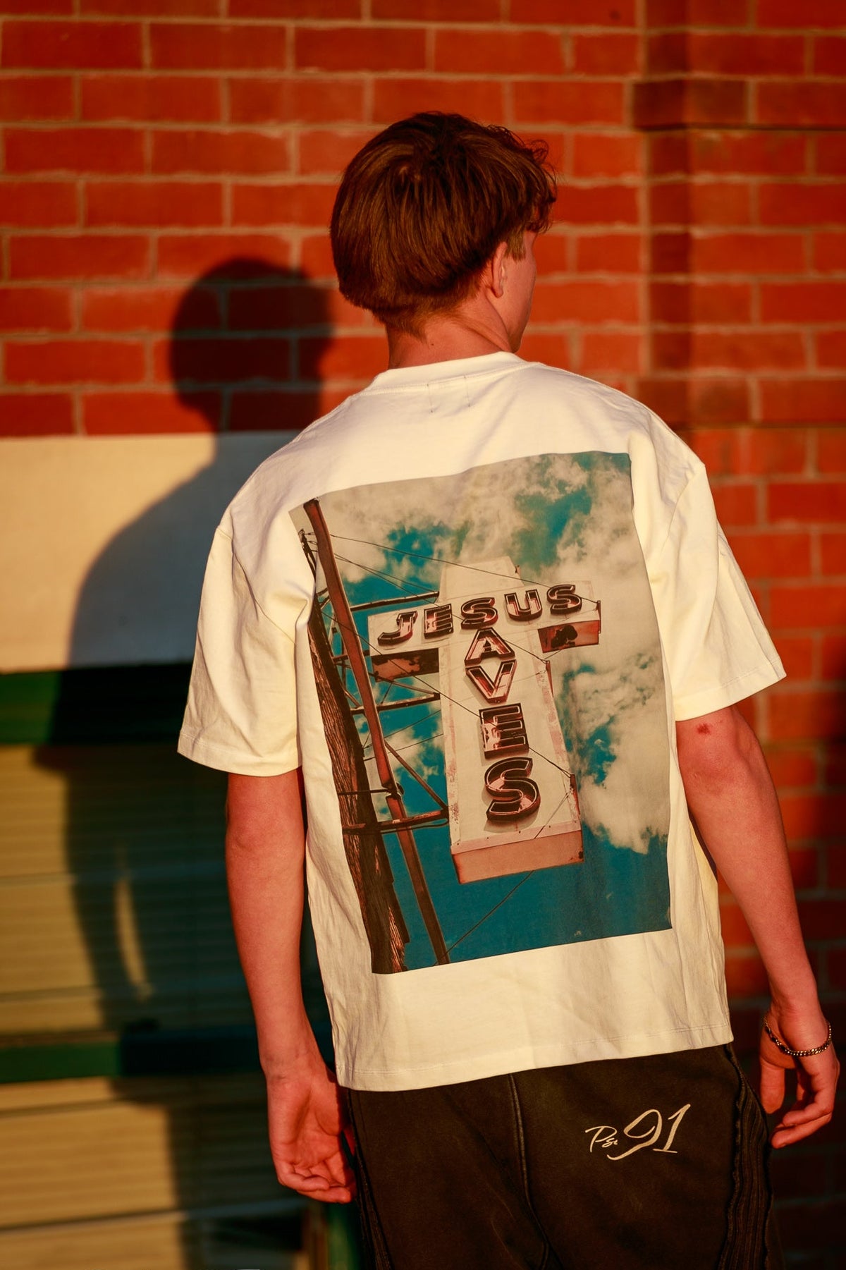 TRUTH AND SPIRIT Heavyweight T-Shirt