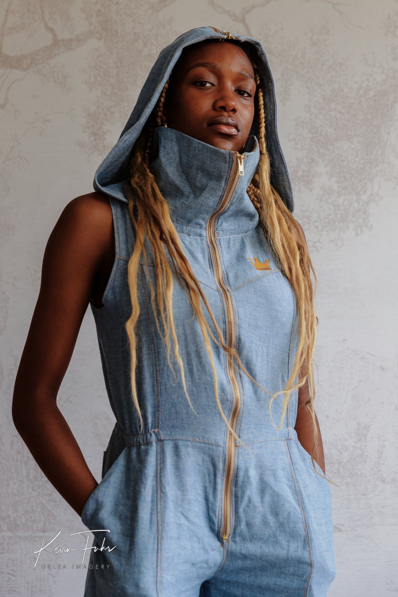DIVINITY JUMPER